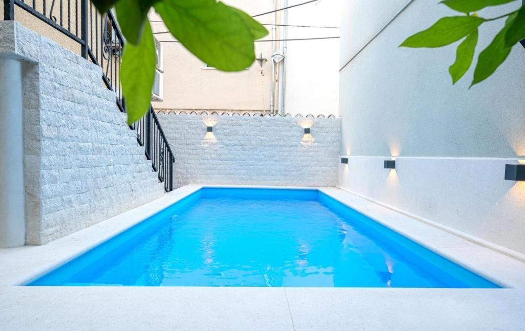 Heritage Residence In Center With Pool- Apartments Vodice Luaran gambar